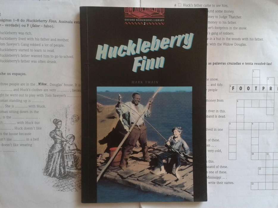 Huckleberry Finn, Mark Twain (em inglês), com fichas de leitura