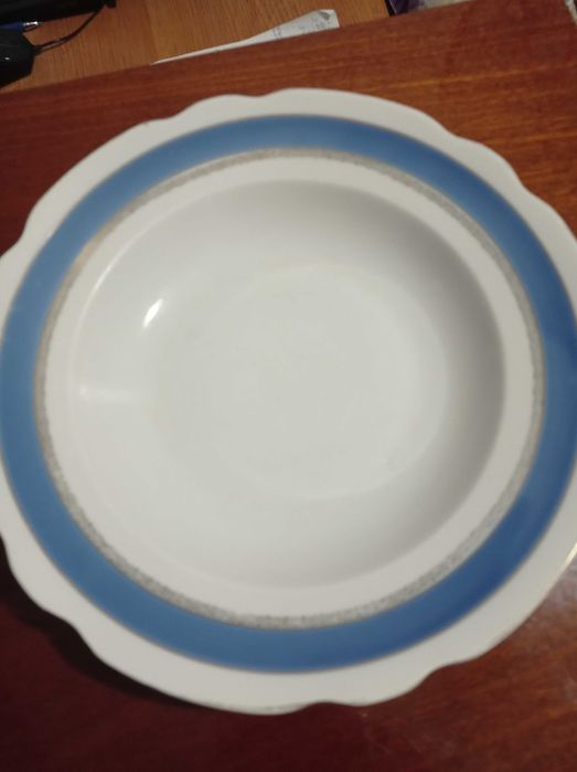 Тарілка супова з позолотою