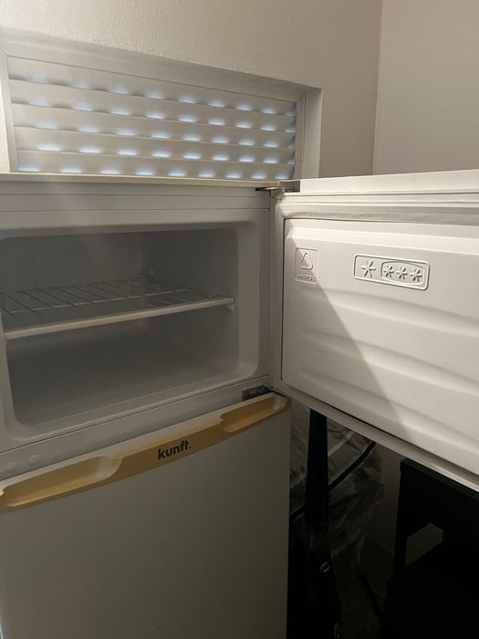 Frigorífico Kunft 215L