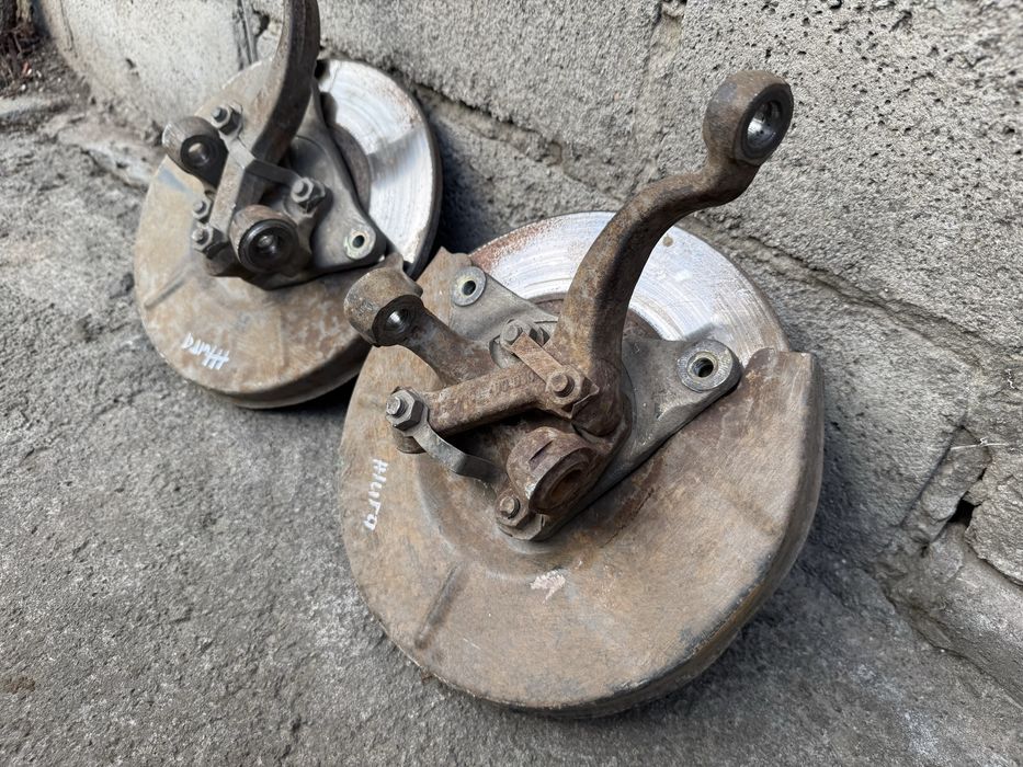 Поворотный кулак ступица цапфа Ваз 2101-2106-2107