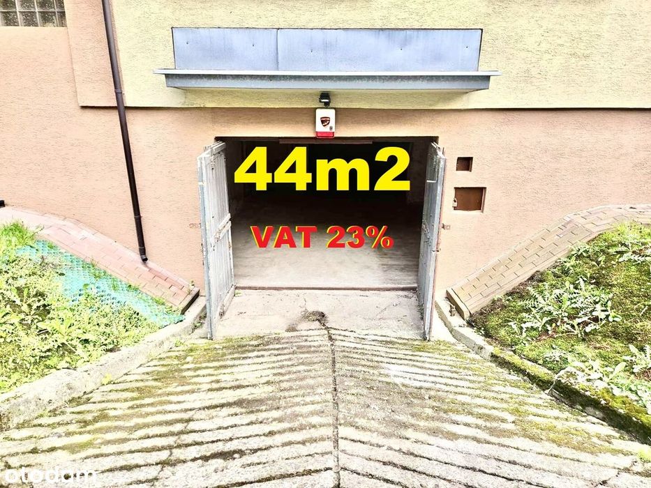 Garaź 44 M2 Os. Albertyńskie 26 - Magazyn / Warsztat