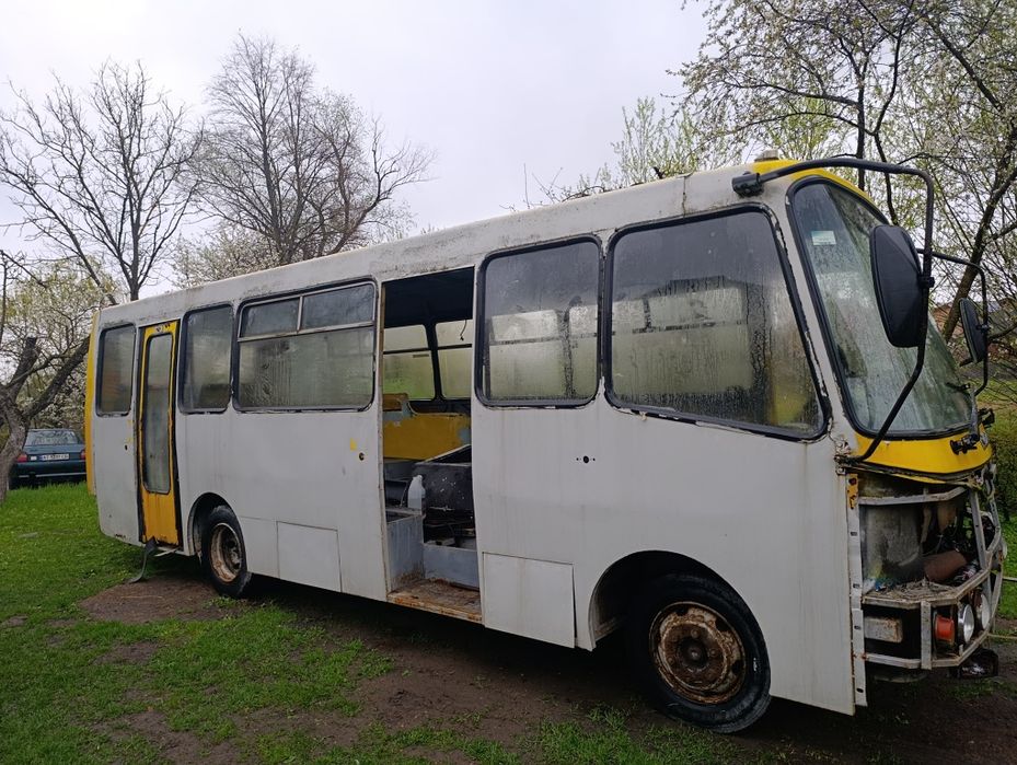 По запчастинах ісузу Богдан 092.02  092.01 091 деталі кузова двигуни коробка міст балка
