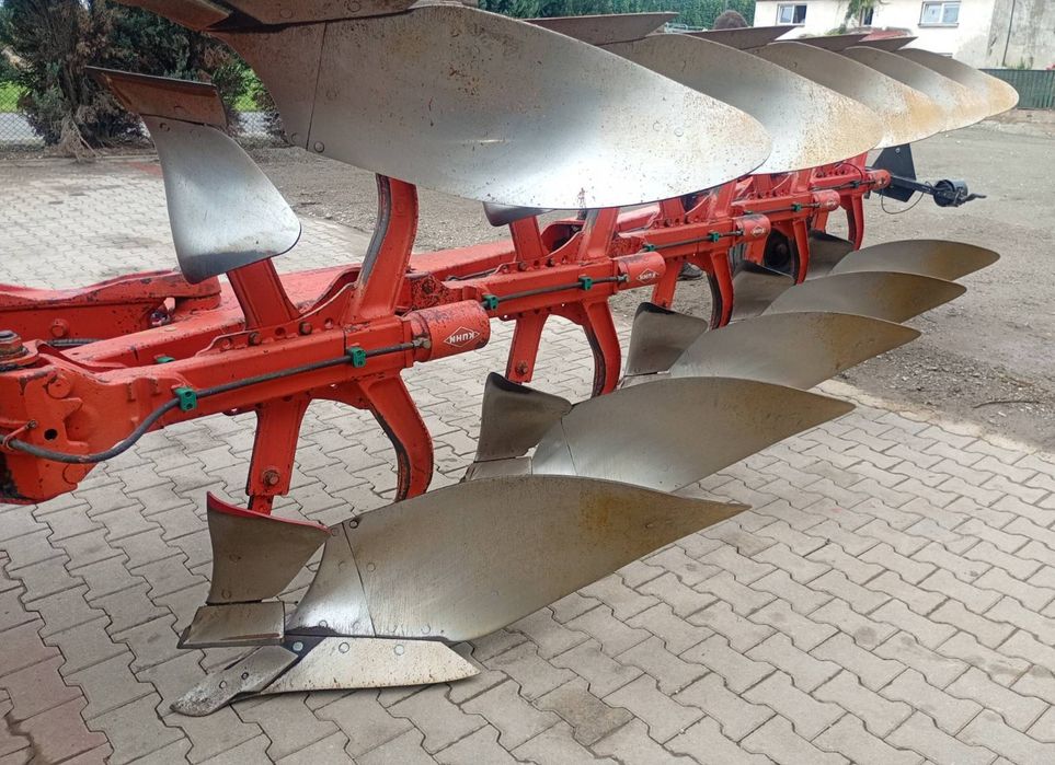 Kuhn multi master 152 Pług 5 (4+1) skibowy obrotowy