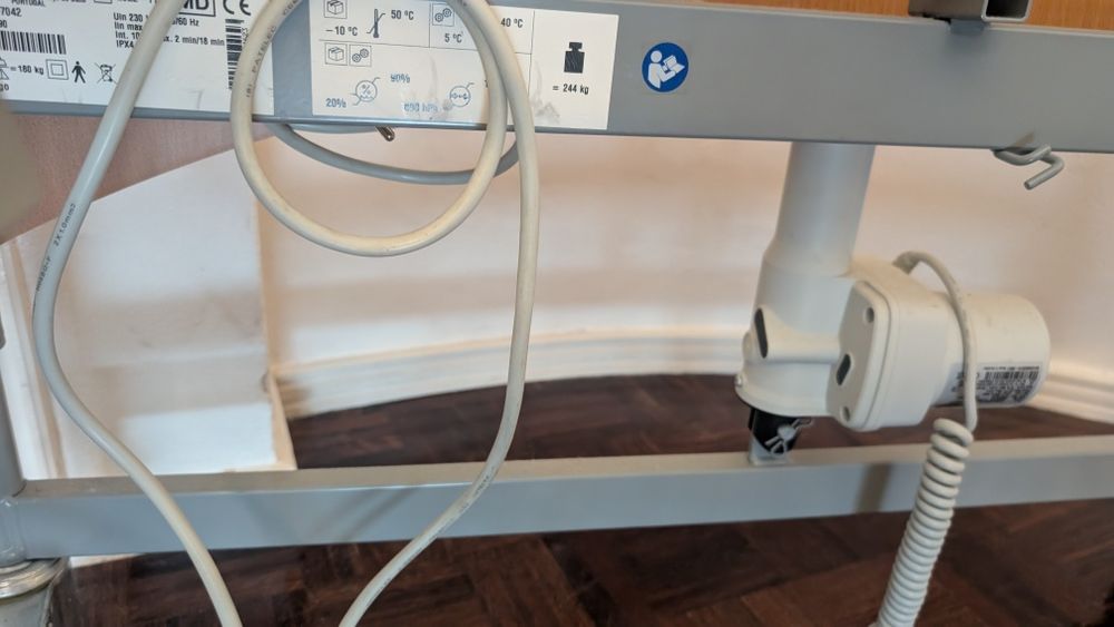 Cama hospitalar Invacare Alegio