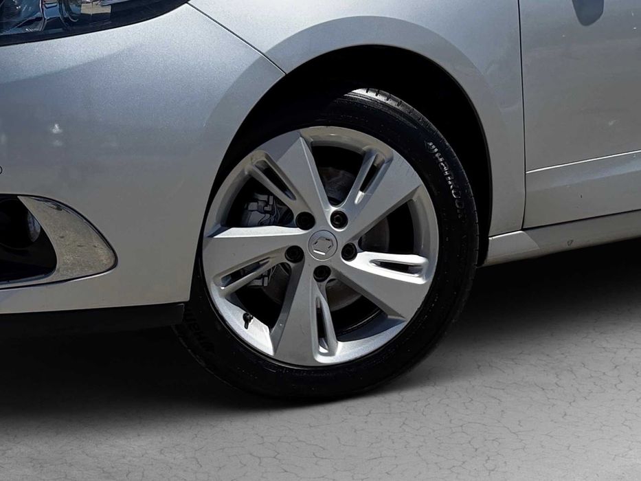 Renault Scénic 1.5dci 7Lug Panoram+DVD+Pele c/Garantia - 169€ p/mês