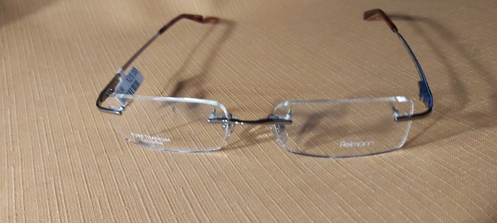 Fielmann Titanium 116 oprawki lecznicze bezramkowe