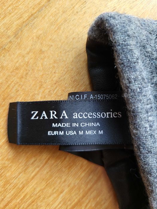 Luvas de Pele Cinza - ZARA (NOVAS)