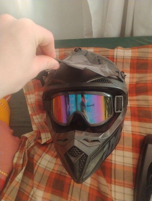 Sprzedam kask IMX na Crossa roz. XS + rękawice+ kominiarka