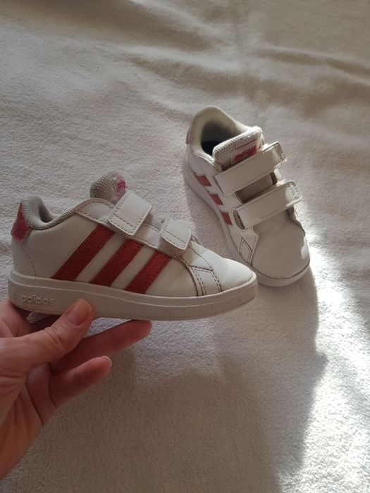Кросовки Adidas 25р