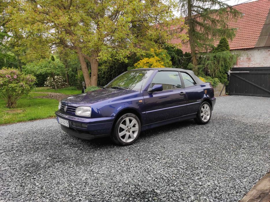 VW Golf Cabrio 1.8 1997 r. | El. dach, 4x el. szyby | Youngtimer '90s|  Długie opłaty | Wieluń