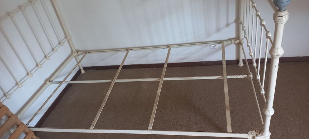 Cama em ferro antiga Vintage
