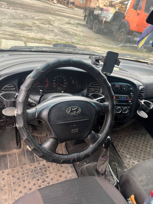 Бодьорий Hyundai H-1    Українець
