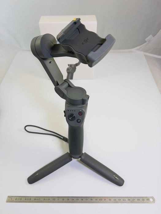 DJI Osmo Mobile 3 Combo – estabilizador Gimbal de 3 eixos