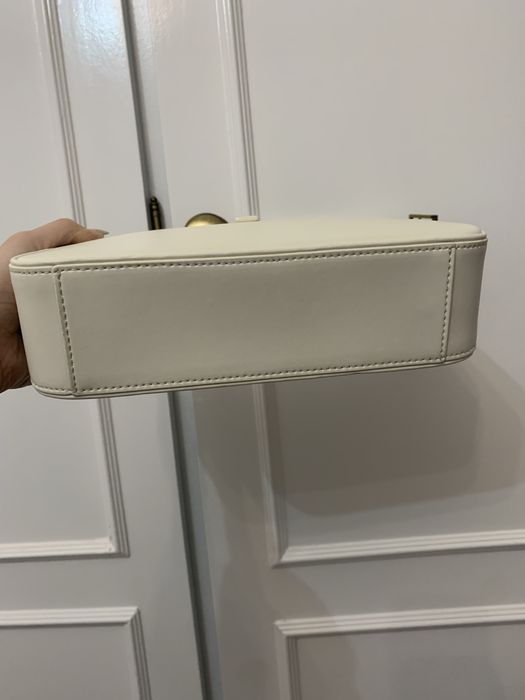 Mala branca ombro nova