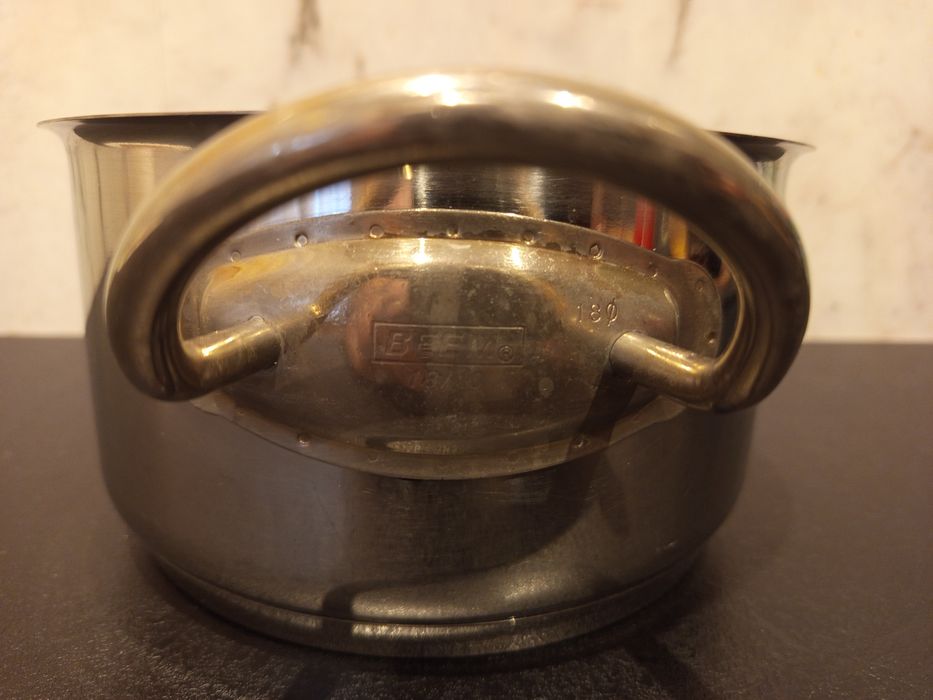 Garnek Beem 18/10 z stali nierdzewnej