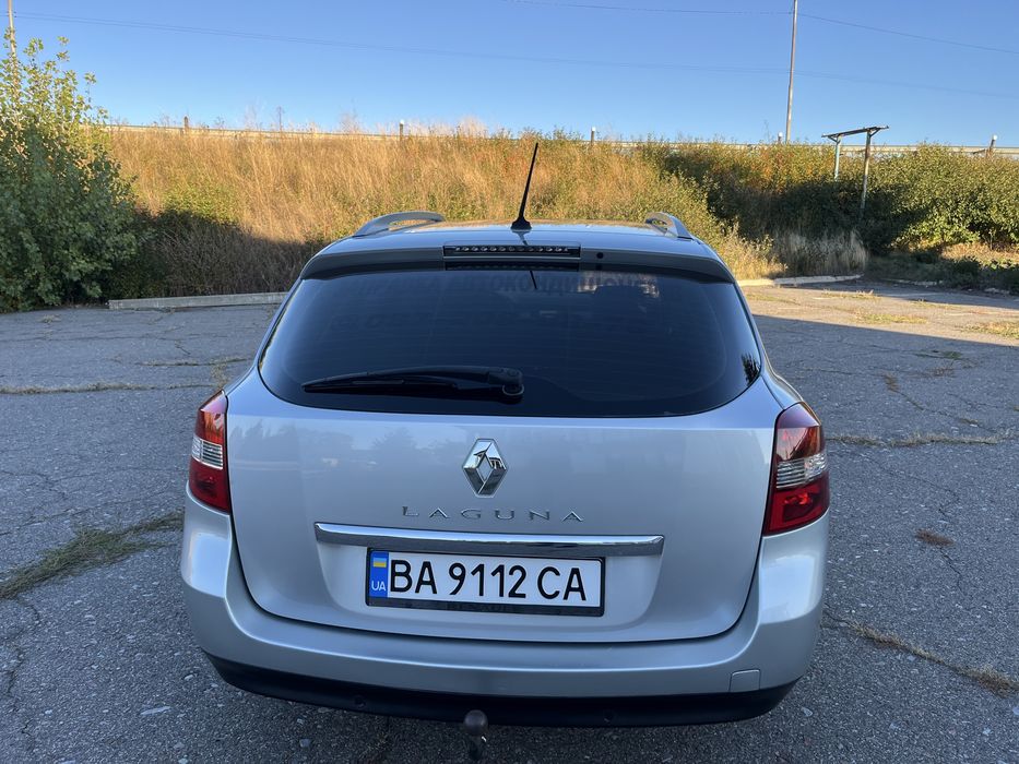 RENAULT LAGUNA 2012 Рено Лагуна