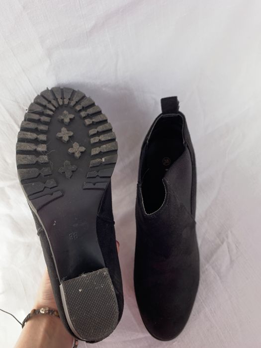 Ботильйони замшеві