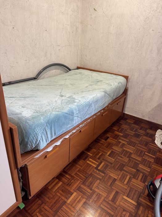 Vendo quarto de solteiro