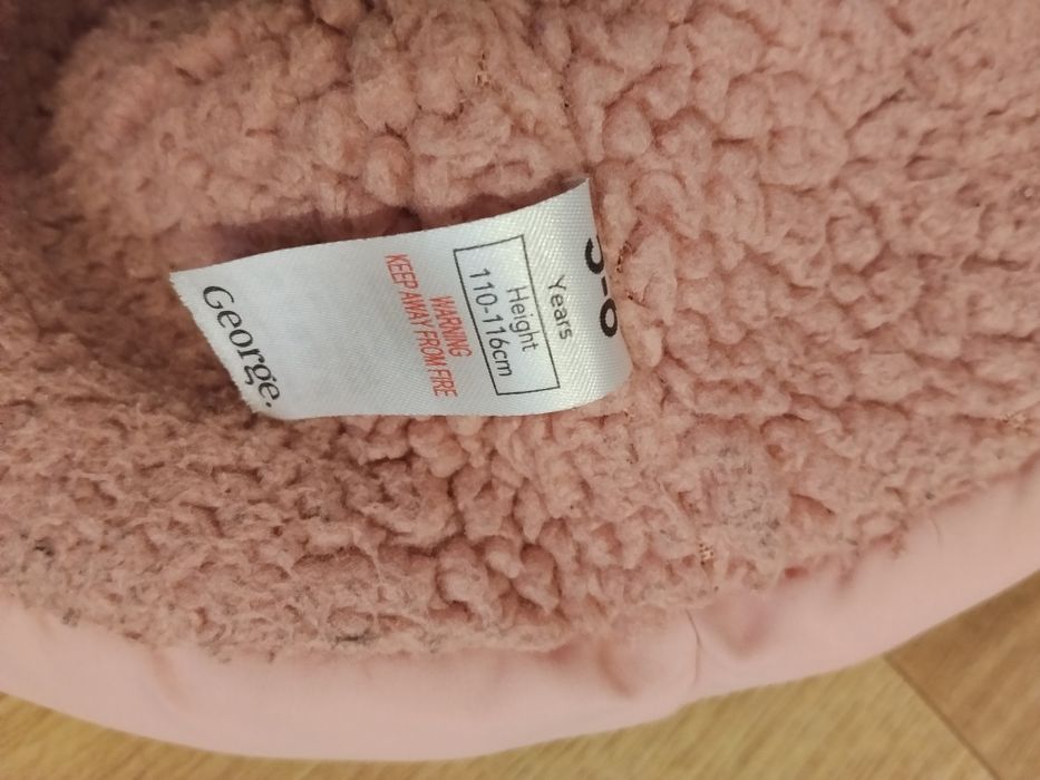 Kurtka ocieplana 104/110