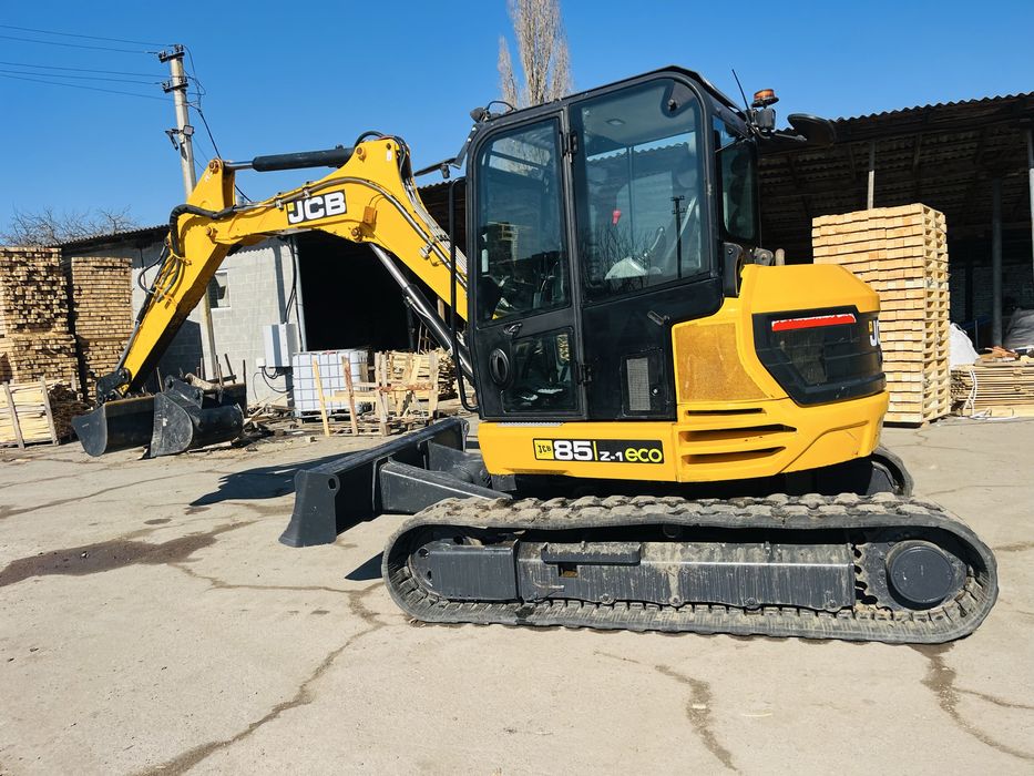 Міні екскаватор JCB 85Z1