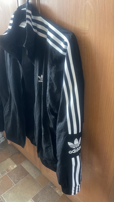 Продається зіпка адідас