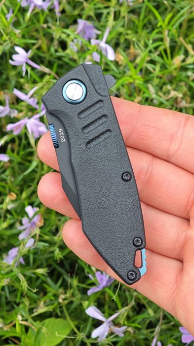 Boker Plus Bend Blackout: помічник відкриття, клинок D2, накладки GFN, дизайнер Lucas Burnley. Чудовий ніж з помічником відкриття. На кожен день EDC
