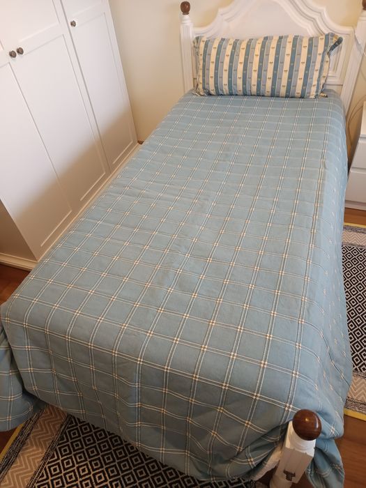 Colcha com almofadão