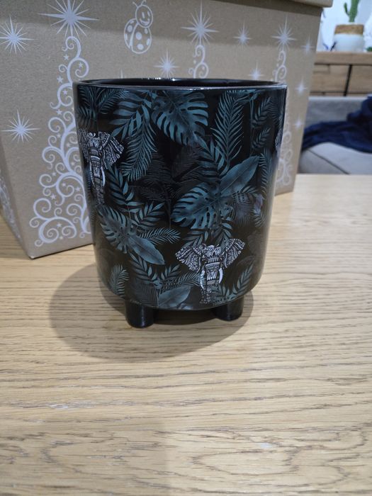 Doniczka z motywacja tropikalne dżungli
