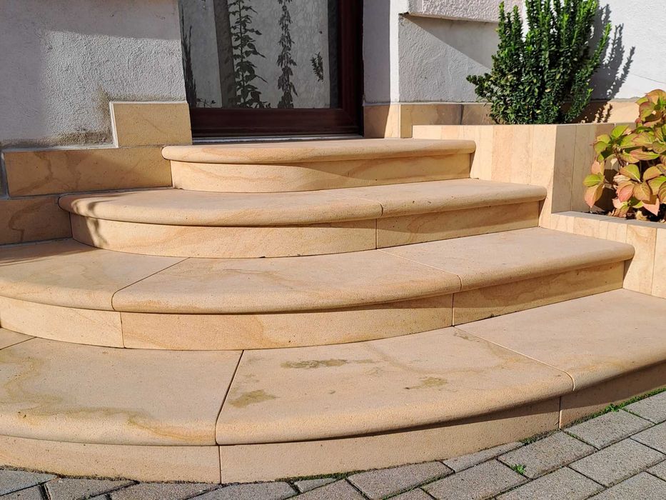 59. Stopień schodowy z piaskowca | Profil T05 |100×35×18 cm| Na wymiar