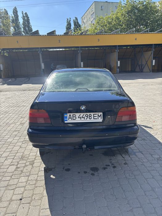 Продам бмв є 39