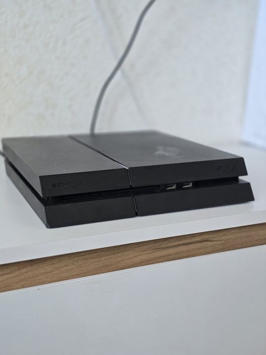 Sony PlayStation 4 500 Gb Fat [11.02] CUH-1215A GoldHen