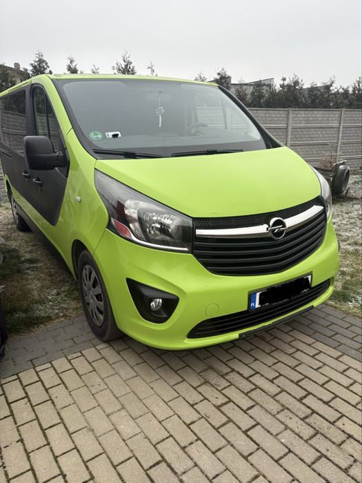 Opel Vivaro Biturbo  pełna osobówka