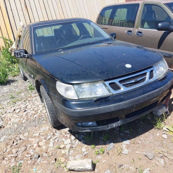 Продам кузовные запчасти на авто    SAAB