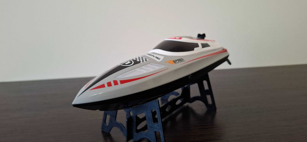 Racing RC Boat - Flytec V003 радіокерований катер