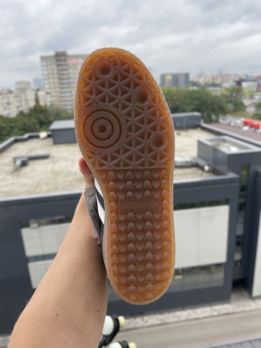 Нові кросівки adidas Samba W