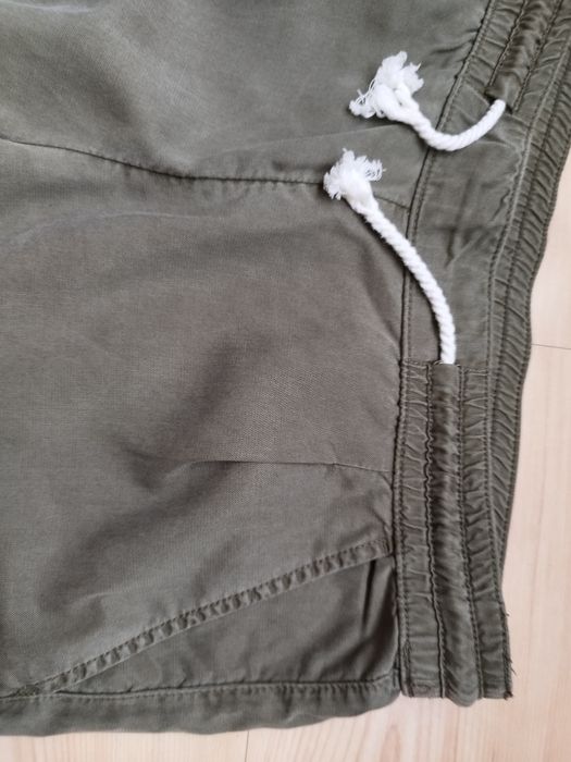 Spodnie jogger z dobrym składem XL
