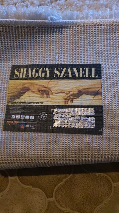 Dywan Shaggy biały.