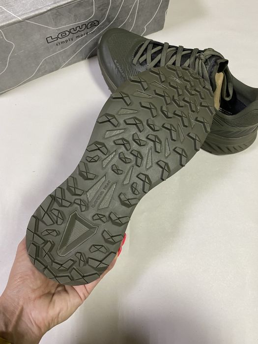 41р, 42р, 43.5р, 45р. Кросівки LOWA Fortux Lo Ranger Green берці