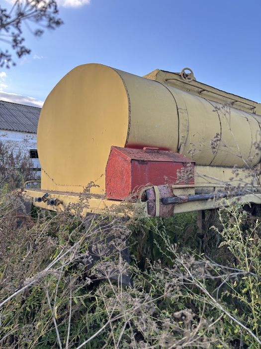 Причіп.Цистерна.Бочка.Ємність харчова
