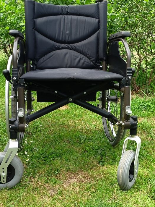 Sprzedam wózek inwalidzki