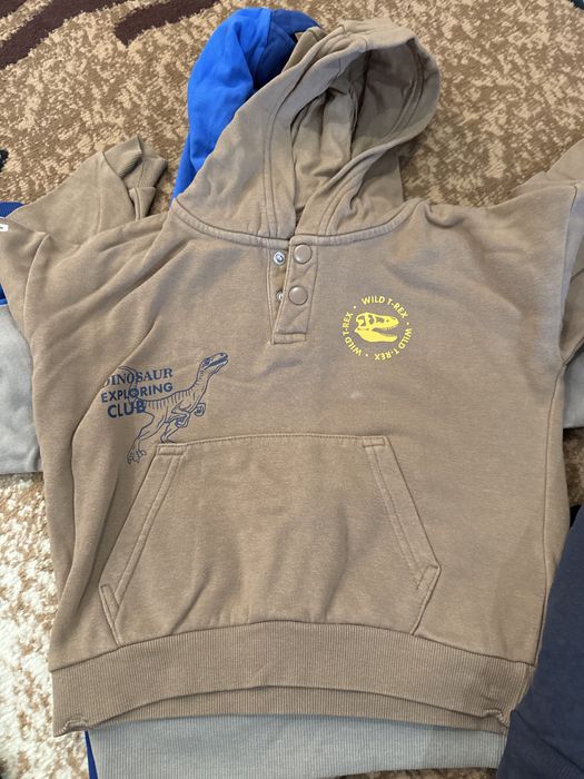 Продам дитячий одяг на хлопчика 3/4 роки.