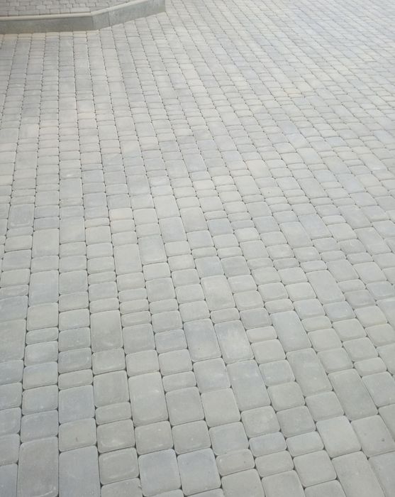 Бруківка продаж та вкладання