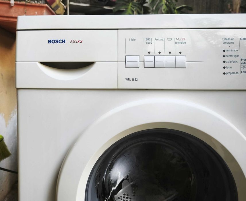 Máquina de Lavar Roupa Bosch ( entrega )