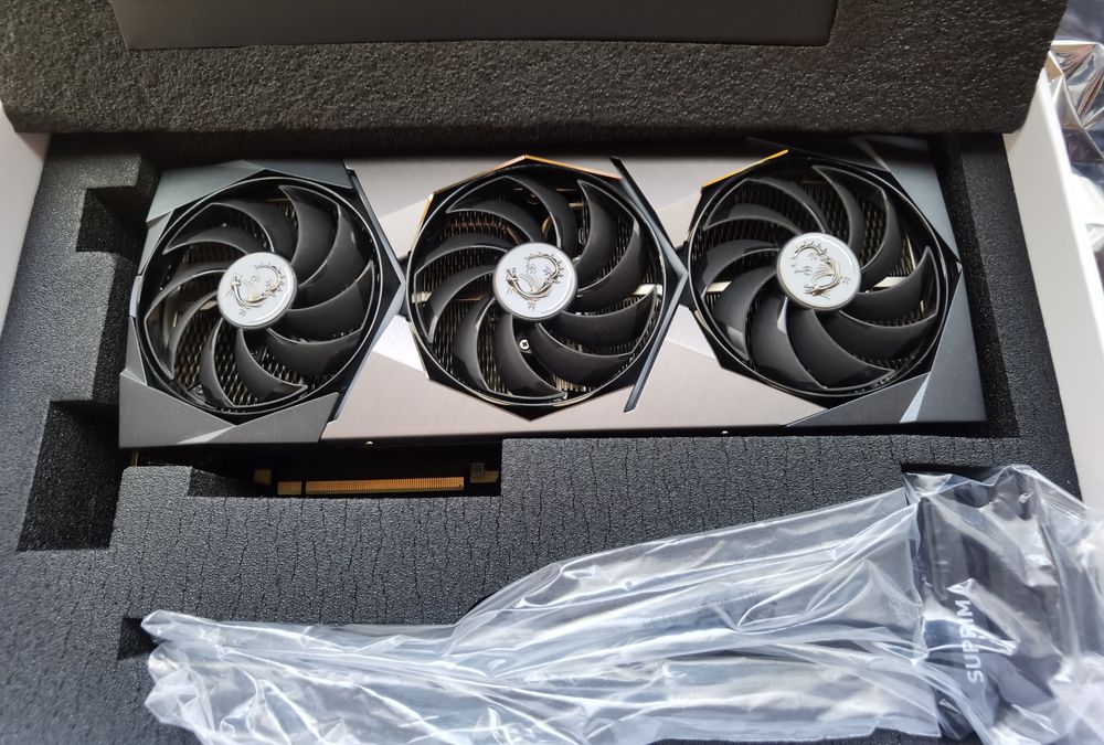 Відеокарта MSI GeForce RTX 3070 Ti SUPRIM X
