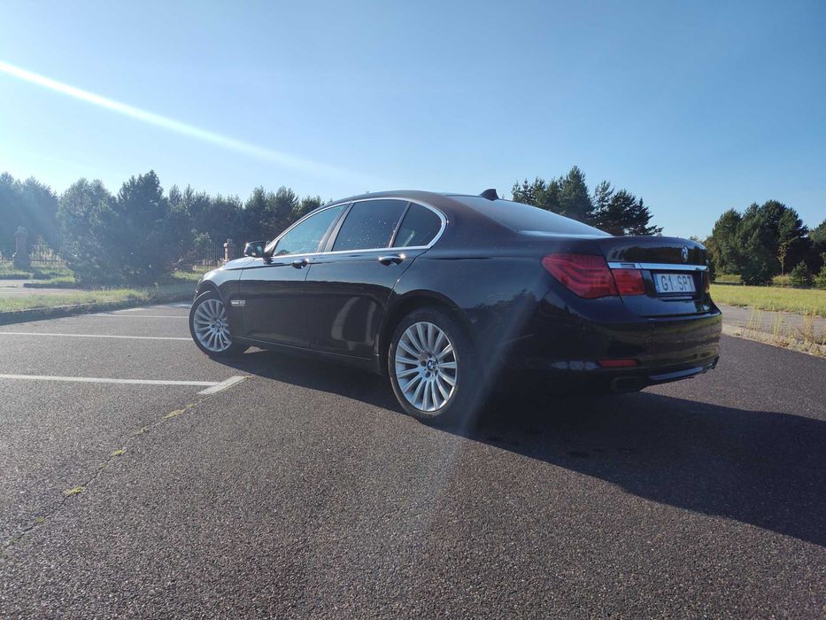BMW F01 740 D xdrive