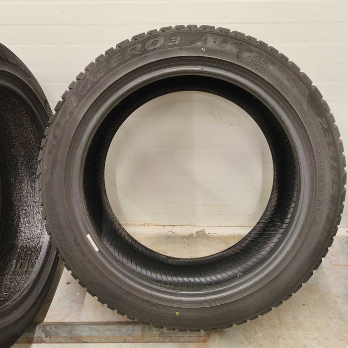 Opony zimowe 235/55/18 Pirelli Sottozero 3 2sztuki 7mm