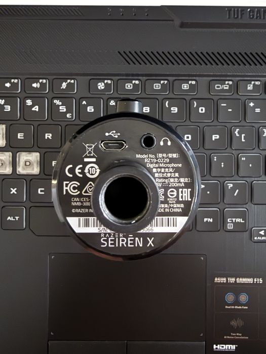 Mikrofon gamingowy Razer Seiren X