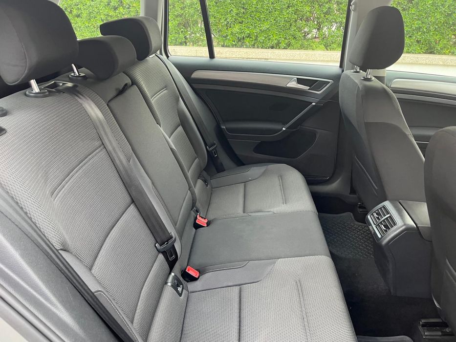 Volkswagen Golf Variant 1.6 TDI