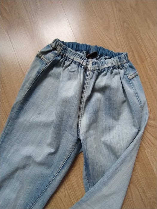 Spodnie jeansy na gumce 38/40