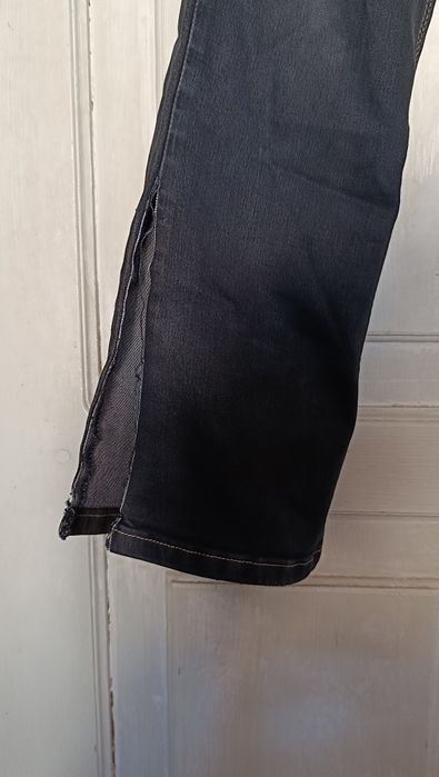 Джинси на низькій посадці